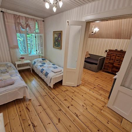 Villa Tammsaare Pärnu Esterno foto