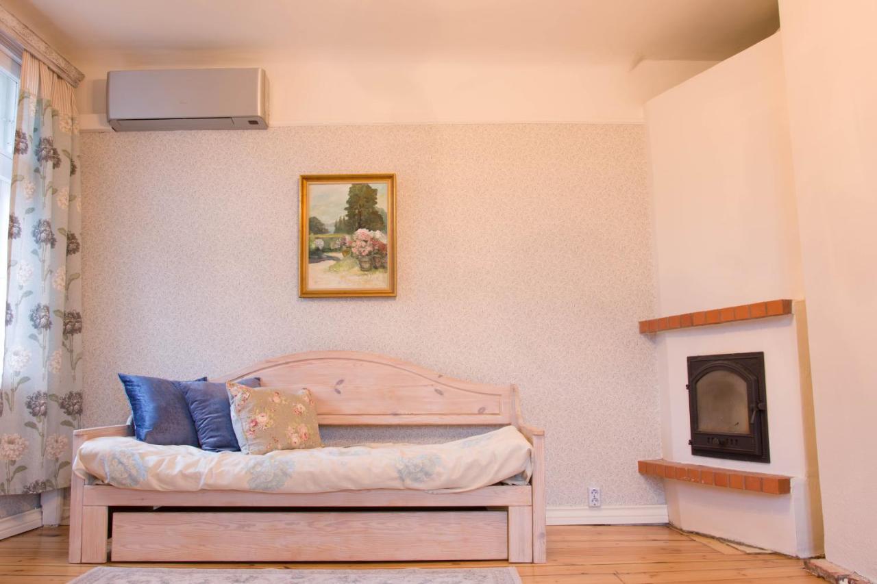 Villa Tammsaare Pärnu Esterno foto